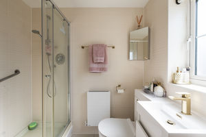 Photo 28- click for photo gallery